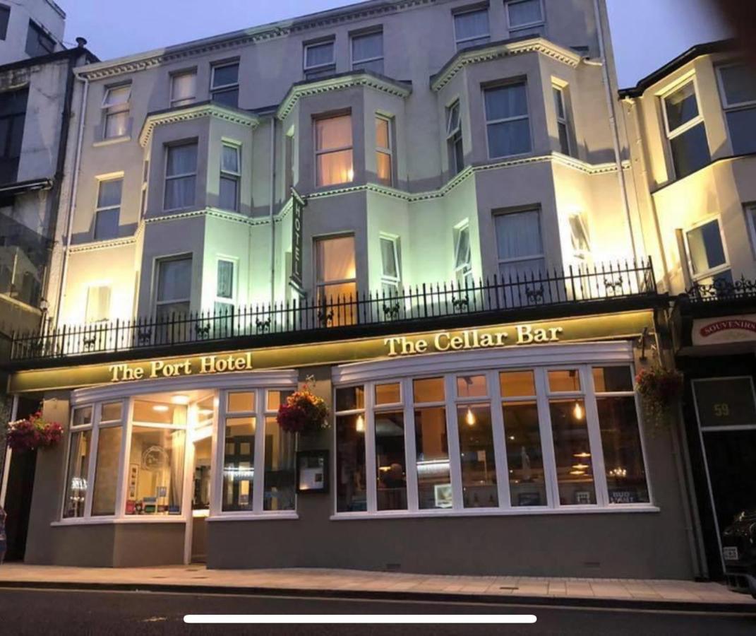 The Port Hotel Portrush Extérieur photo